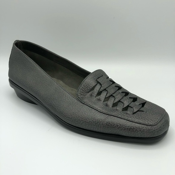 A2 By Aerosoles Stitch N Turn Alabaster Flats - Picture 2 of 8